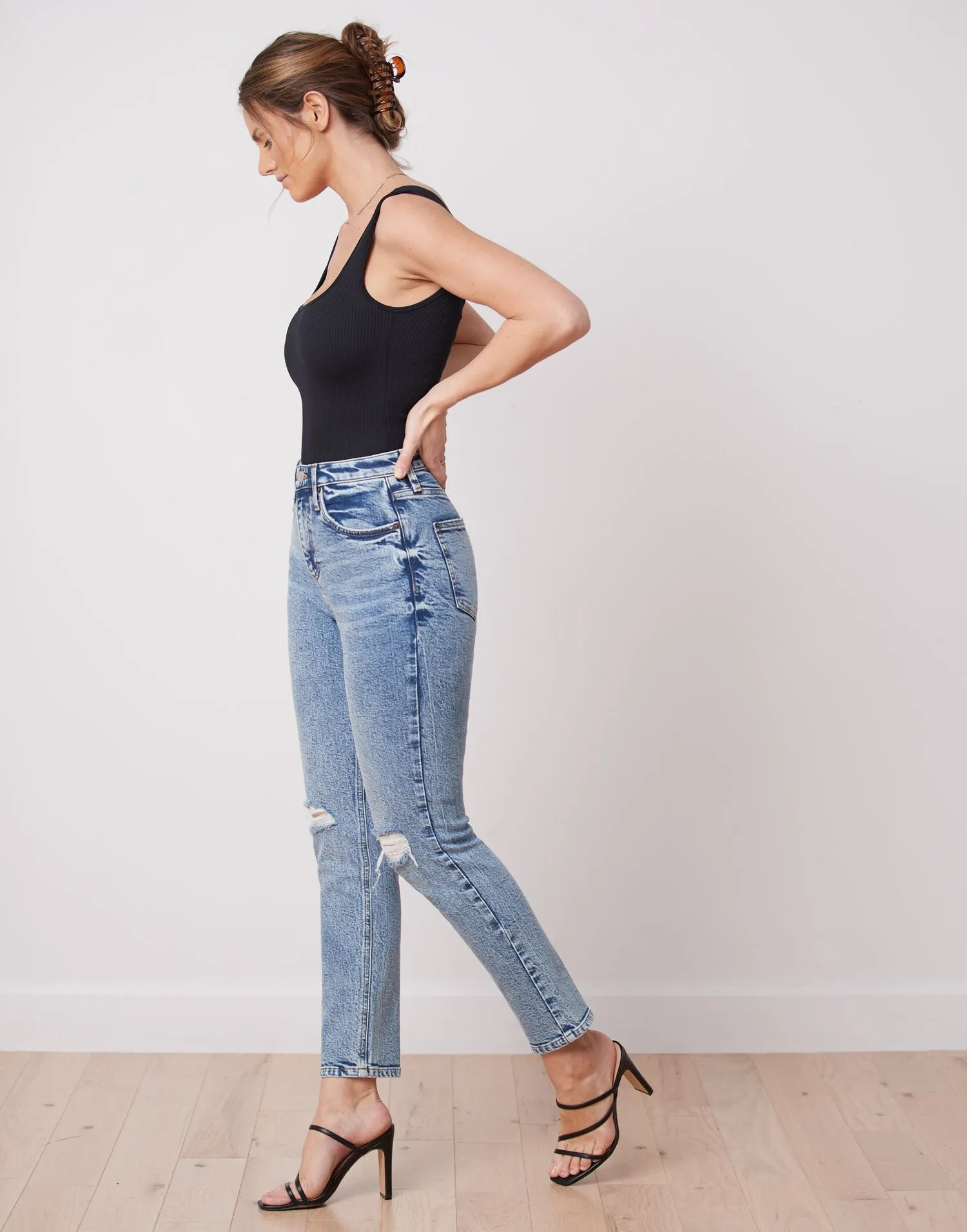 Emily High Rise Slim -Nora