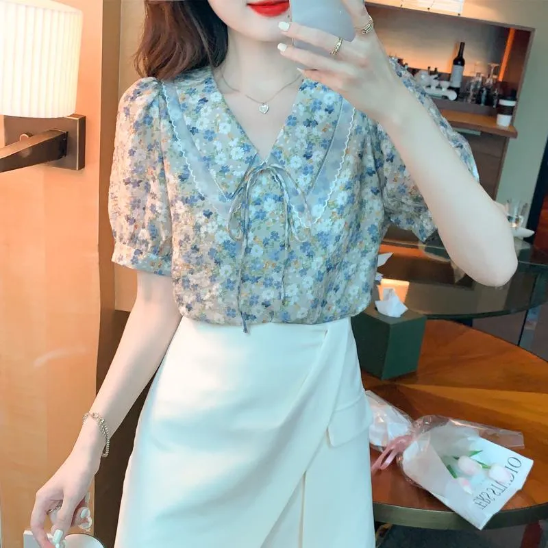 Fairy Floral Print V-Neck Chiffon Bow Tie Blouse