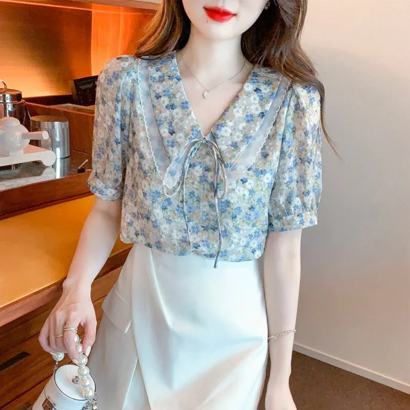 Fairy Floral Print V-Neck Chiffon Bow Tie Blouse