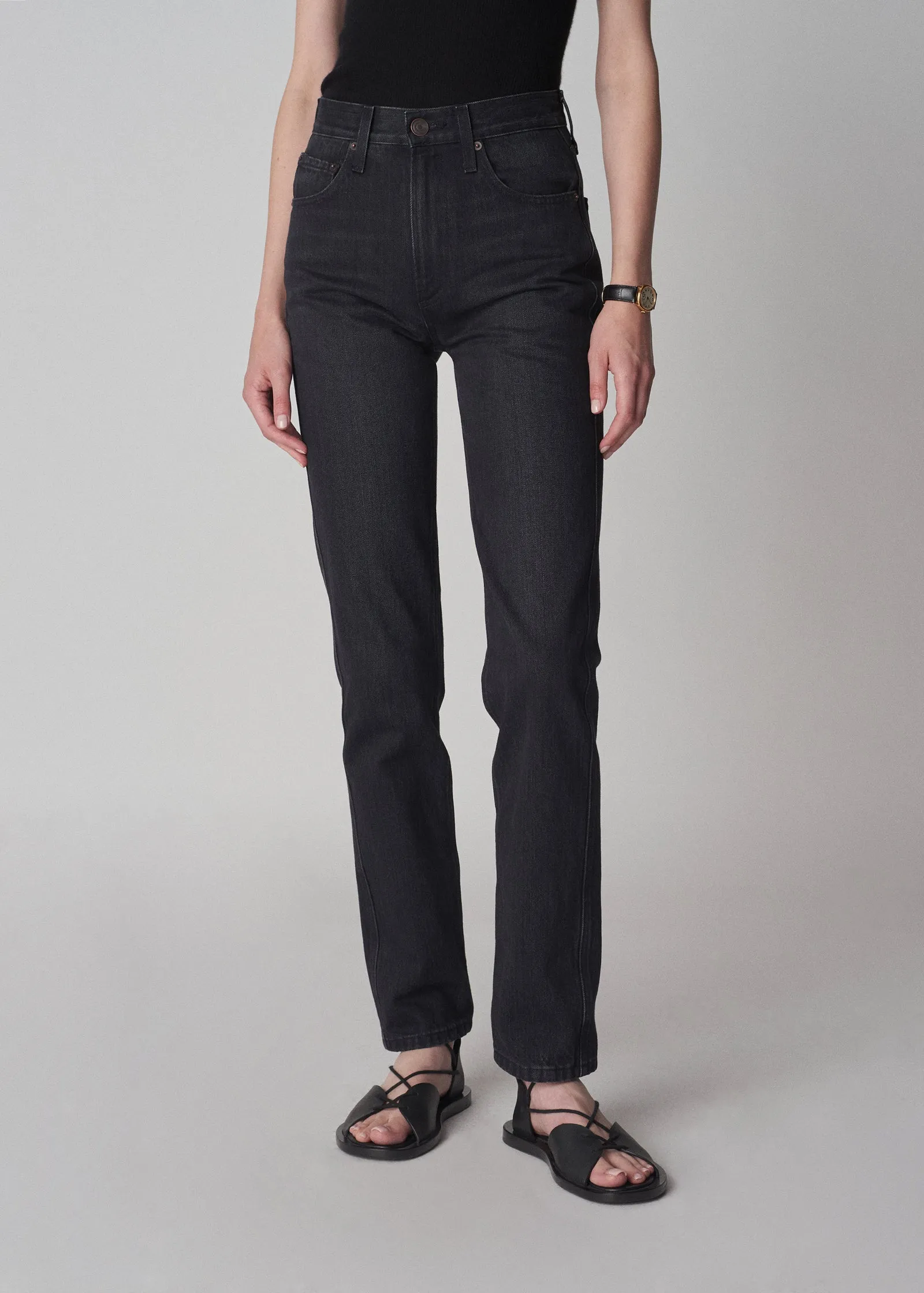 High Rise Jean in Denim - Washed Black