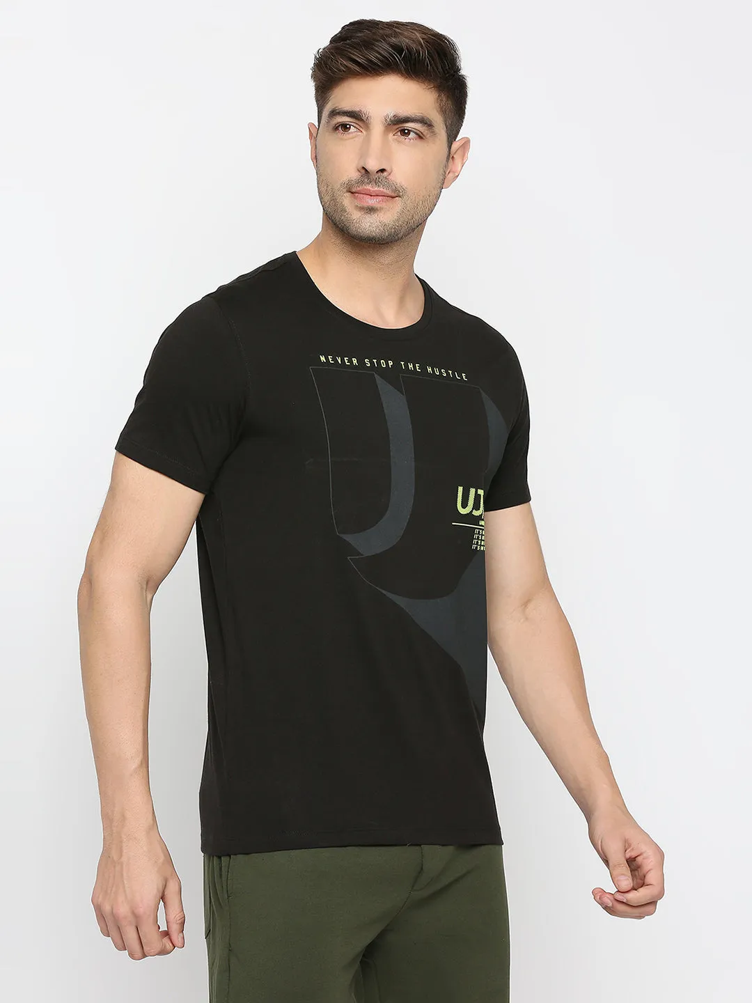 Men Premium Black Cotton Round Neck Printed Tshirt- Underjeans By Spykar