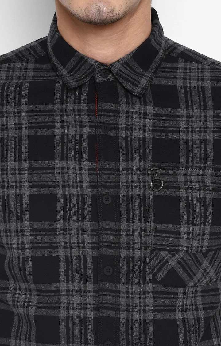 Spykar Men Black Cotton Slim Fit Half Sleeve Checkered Shirt