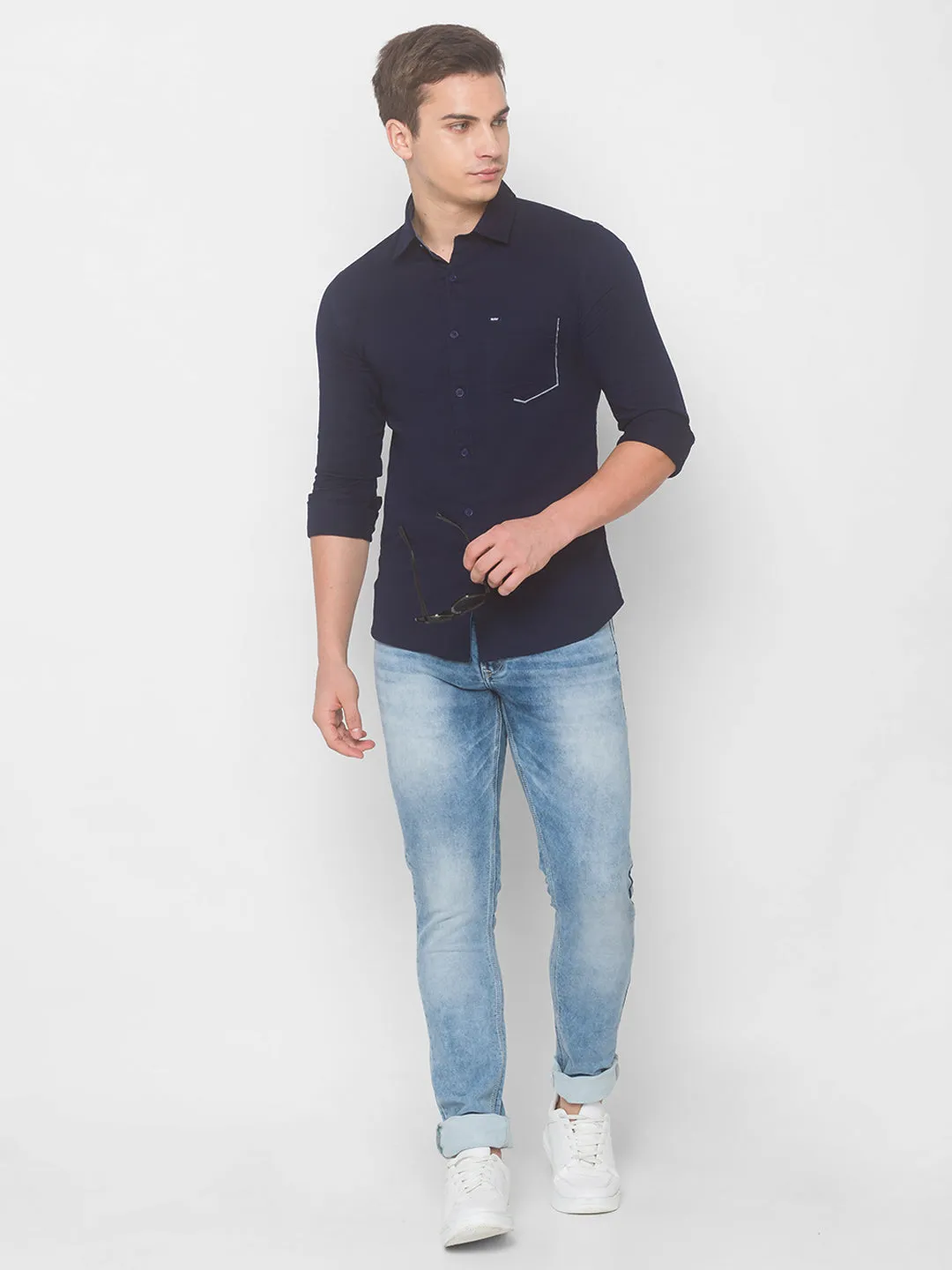 Spykar Men Navy Cotton Casual Slim Fit Shirt