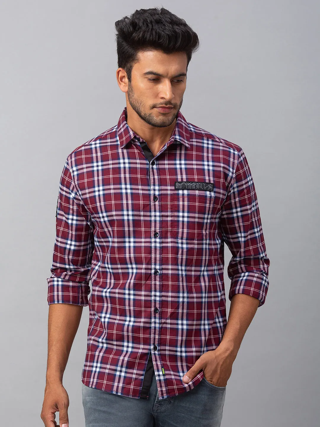 Spykar Men Red Cotton Slim Fit Shirt