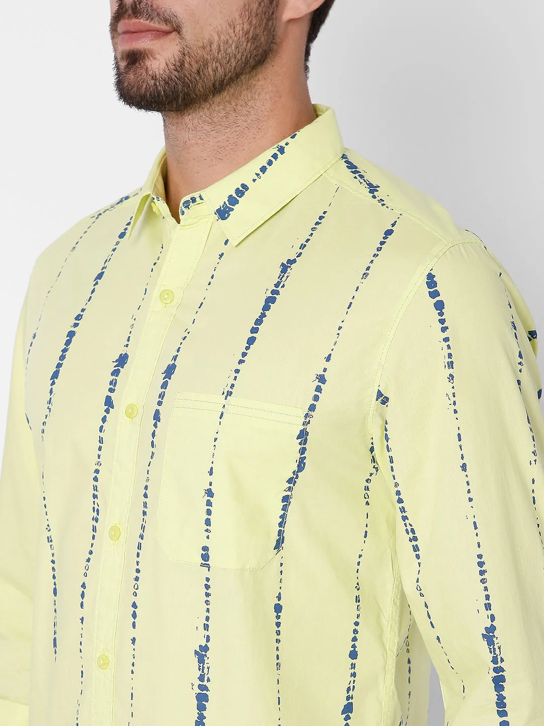 Spykar Slim Fit Men Lime Yellow Cotton Casual Shirts