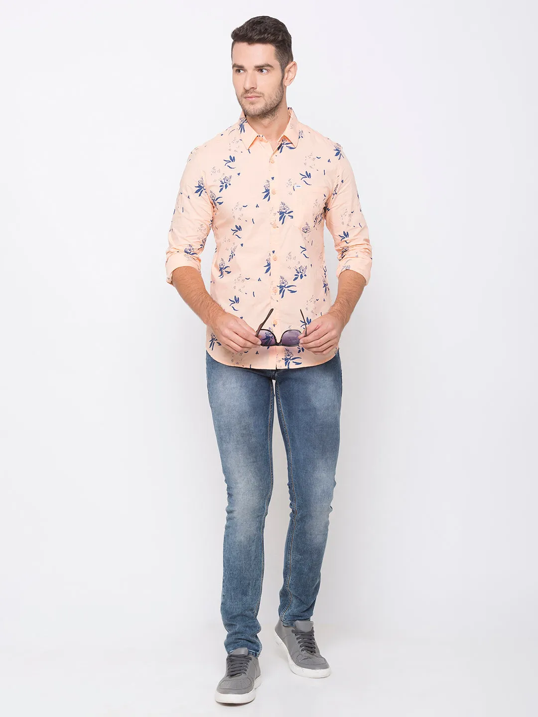 Spykar Slim Fit Men Pink Cotton Casual Shirts